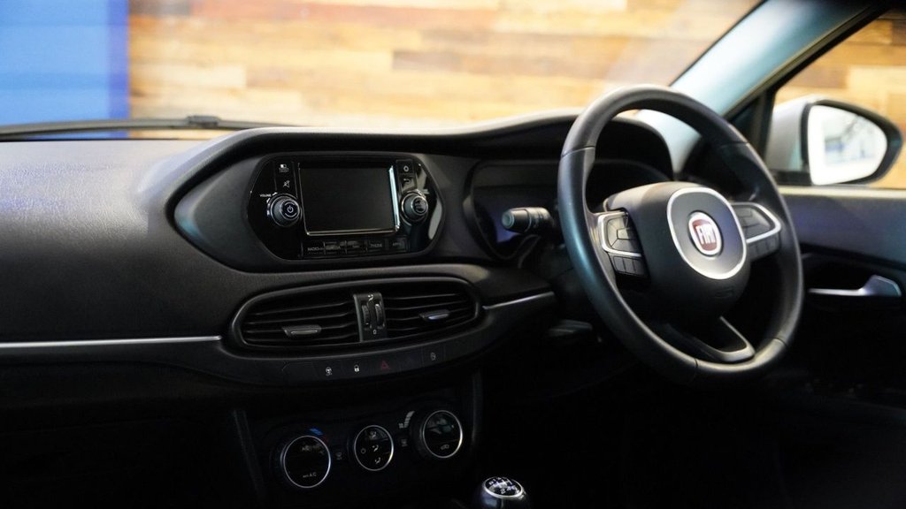 View our FIAT TIPO