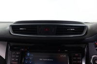 USED 2018 18 NISSAN QASHQAI 1.2 DIG-T N-Connecta SUV 5dr Petrol Manual Euro 6 (s/s) (115 ps) 360 Camera, Panoramic Roof,