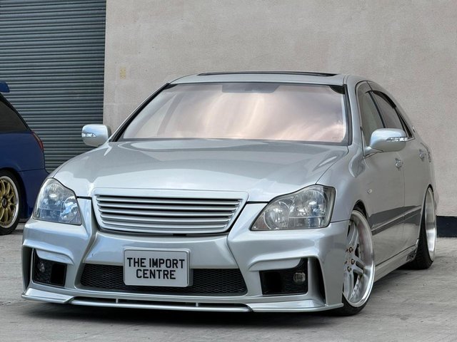 View our TOYOTA CROWN