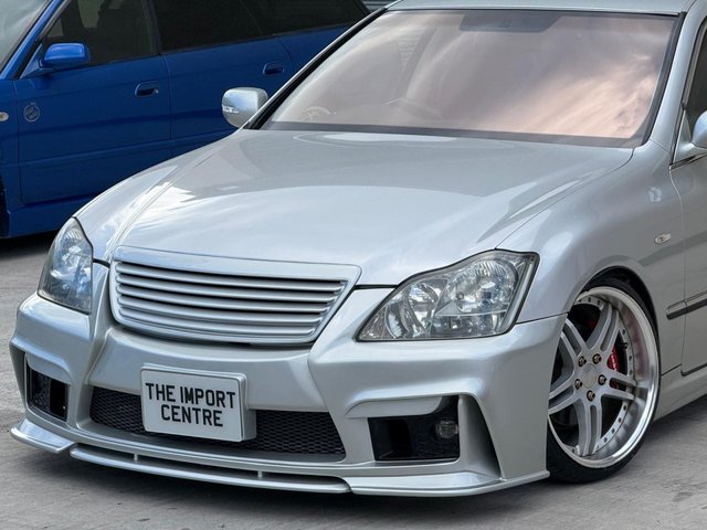 View our TOYOTA CROWN