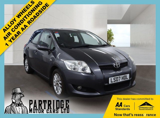 View our Toyota Auris 1.6 VVT-i TR Hatchback 5dr Petrol Manual (166 g/km, 124 bhp)