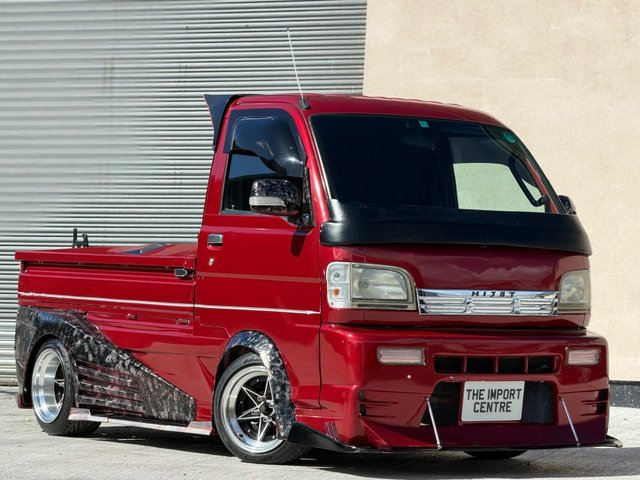 2004 Daihatsu Hi