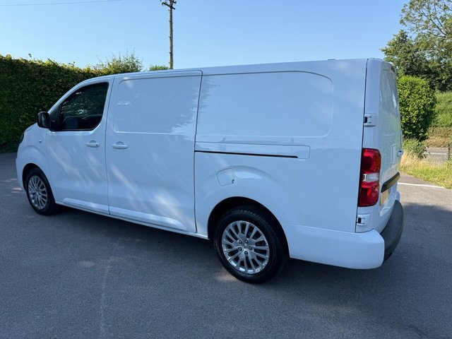View our VAUXHALL VIVARO