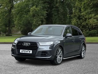 View our AUDI Q7