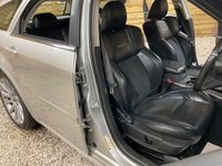 USED 2010 10 CHRYSLER 300C 3.0 CRD V6 SRT Design Estate 5dr Diesel Automatic (220 g/km, 218 bhp) 112,465 MLS ONLY TWO OWNERS HIGH SPEC AUTOMATIC ESTATE