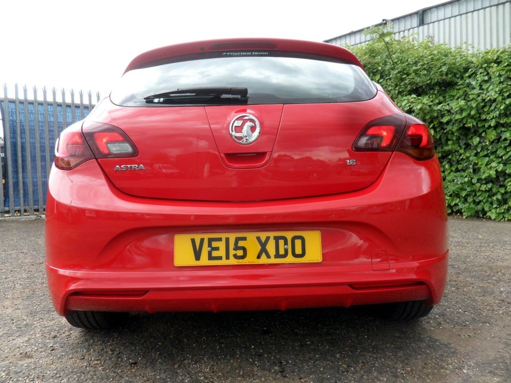 USED 2015 15 VAUXHALL ASTRA 1.6i Tech Line GT Hatchback 5dr Petrol Manual Euro 6 (115 ps) Power Red Air Con Full History