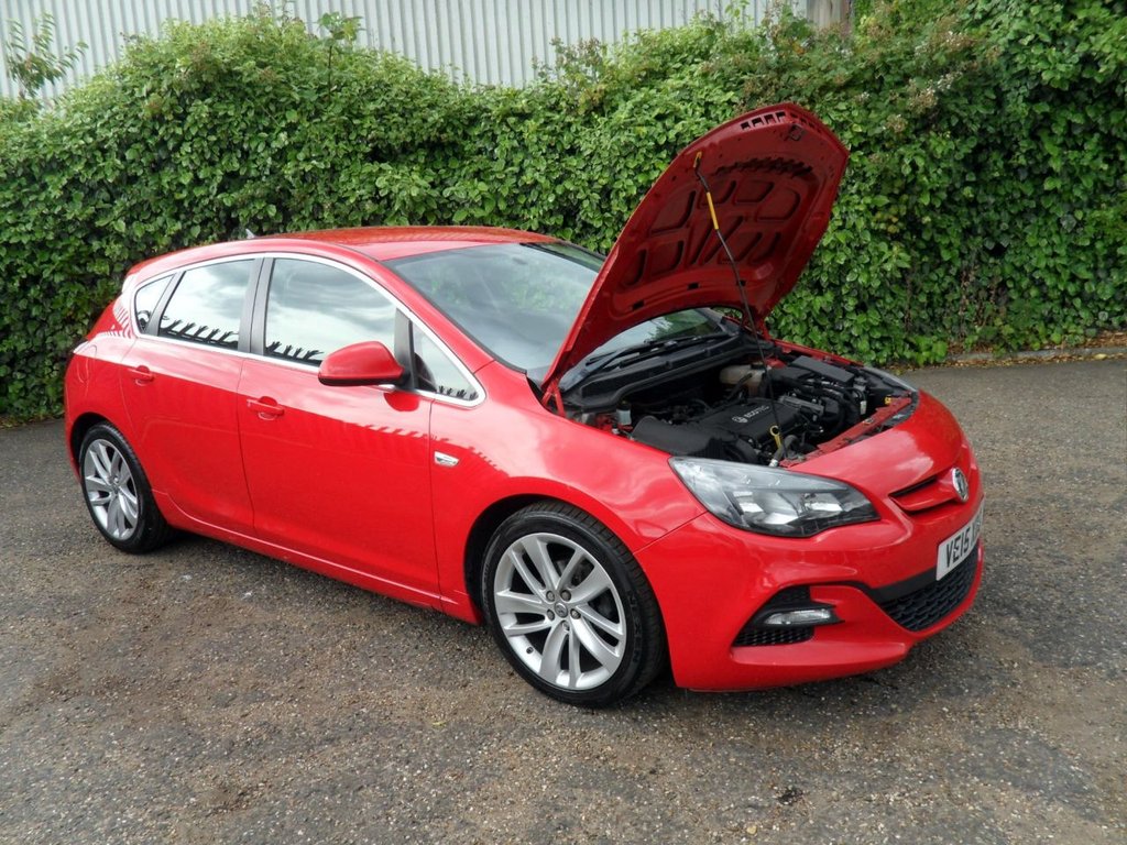 USED 2015 15 VAUXHALL ASTRA 1.6i Tech Line GT Hatchback 5dr Petrol Manual Euro 6 (115 ps) Power Red Air Con Full History
