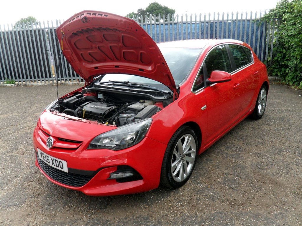 USED 2015 15 VAUXHALL ASTRA 1.6i Tech Line GT Hatchback 5dr Petrol Manual Euro 6 (115 ps) Power Red Air Con Full History