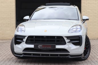 2021 PORSCHE MACAN