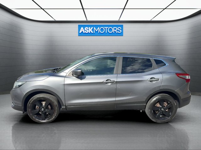 View our NISSAN QASHQAI