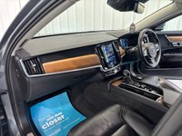 USED 2017 17 VOLVO V90 2.0 D5 PowerPulse Inscription Pro Estate 5dr Diesel Auto AWD Euro 6 (s/s) (235 ps) 