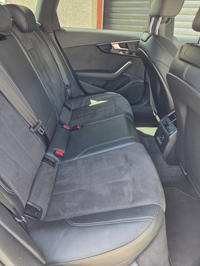 View our AUDI A4 AVANT