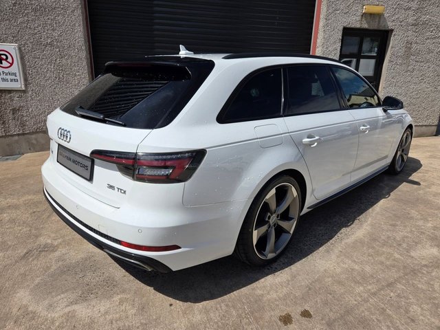 View our AUDI A4 AVANT