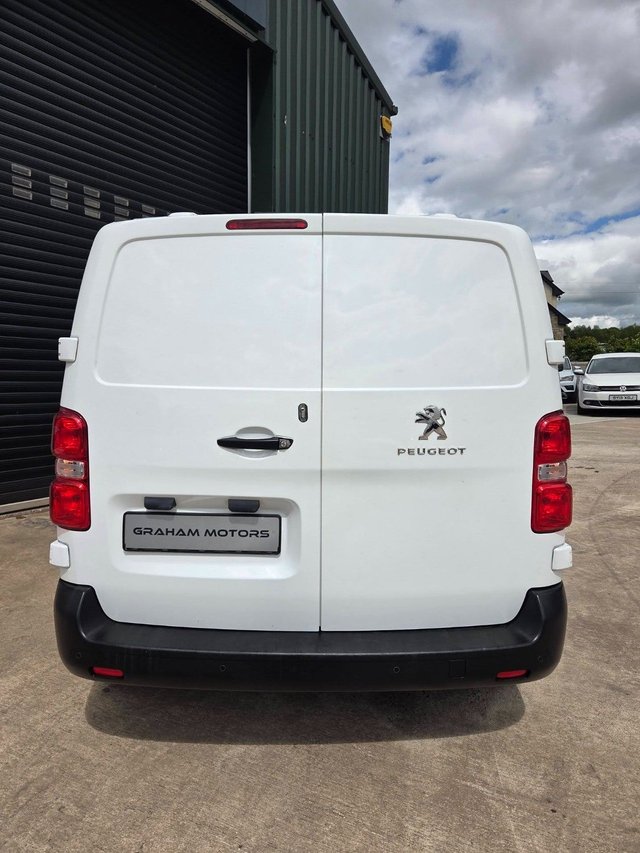 View our PEUGEOT EXPERT