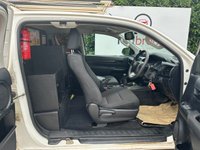 USED 2018 68 TOYOTA HILUX 2.4 D-4D Active Pickup Double Cab 4dr Diesel Manual 4WD Euro 6 (3.5t) (150 ps) FANTASTIC VALUE - FULL UTILITY SPEC