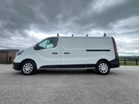 USED 2023 73 RENAULT TRAFIC 130 2.0 dCi Blue LL30 Start L2 H1 Euro 6 +VAT 