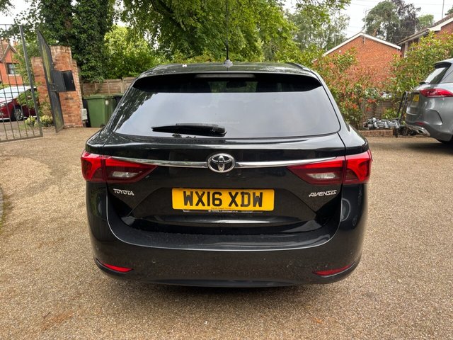 View our TOYOTA AVENSIS