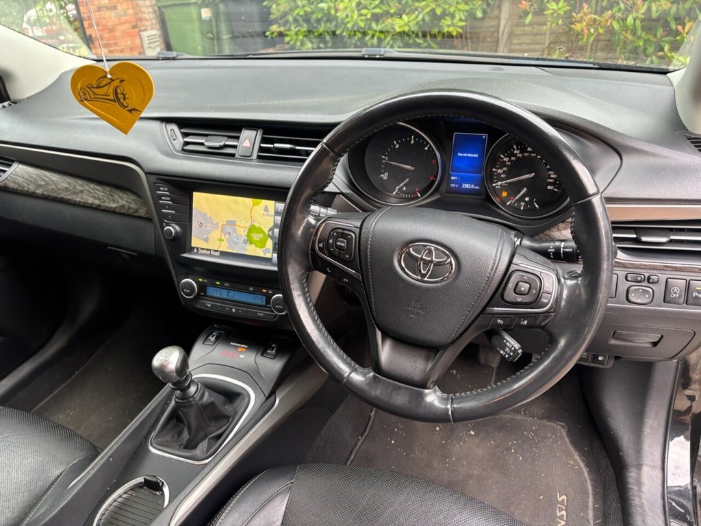 USED 2016 16 TOYOTA AVENSIS 2.0 D-4D Excel Touring Sports 5dr Diesel Manual Euro 6 (s/s) (143 ps) 