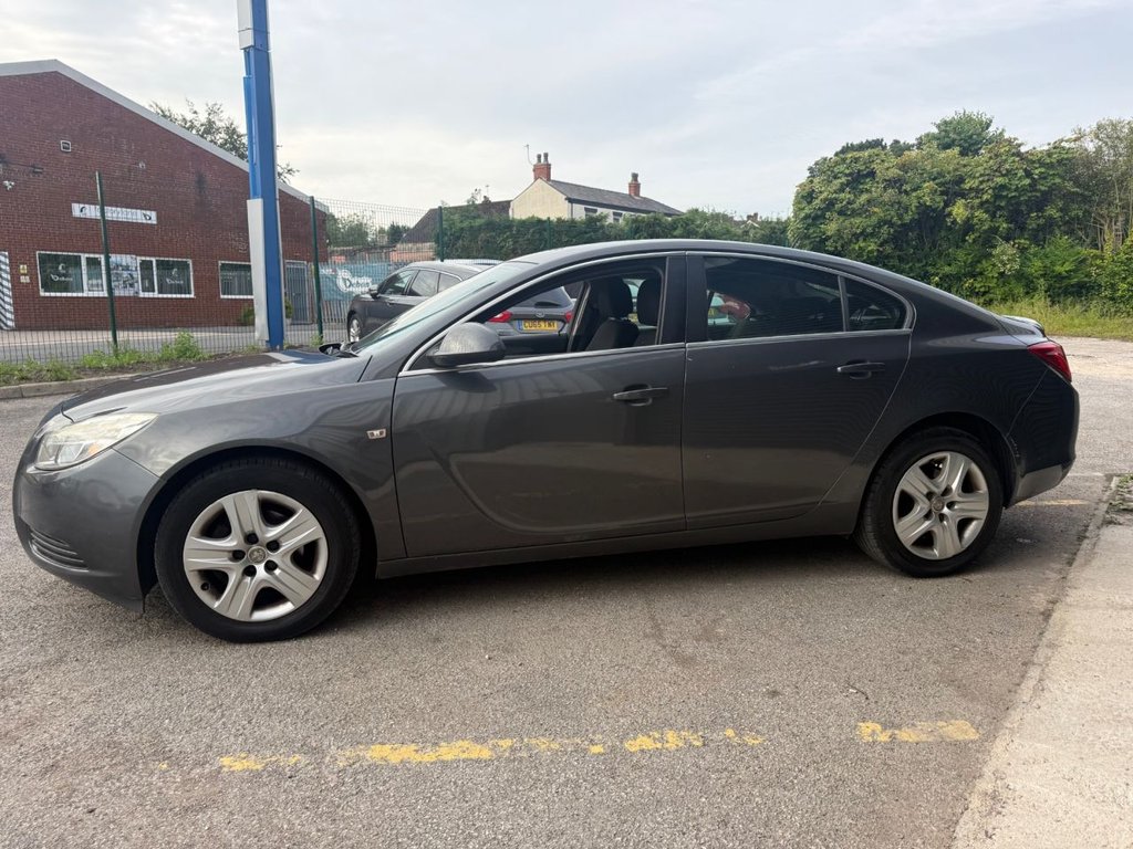 2011 Vauxhall Insignia thumbnail 4