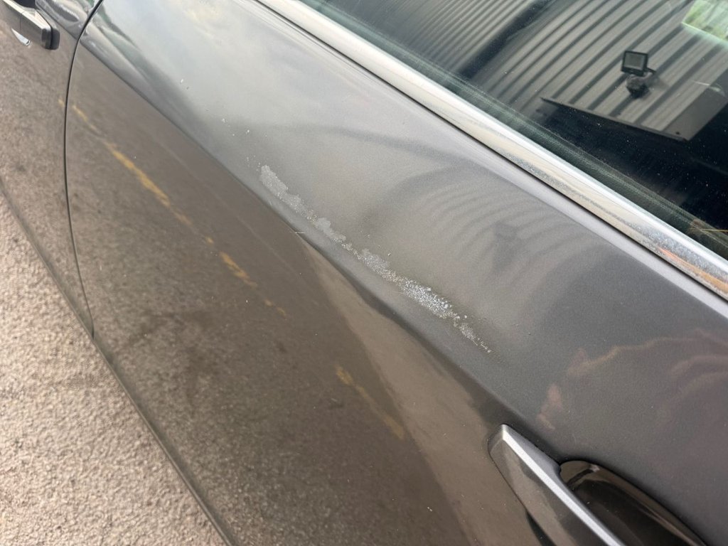 2011 Vauxhall Insignia thumbnail 6