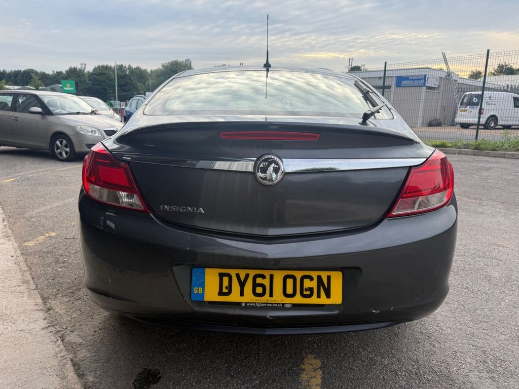 2011 Vauxhall Insignia thumbnail 8
