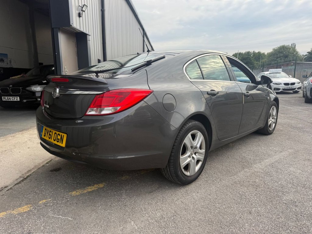 2011 Vauxhall Insignia thumbnail 9