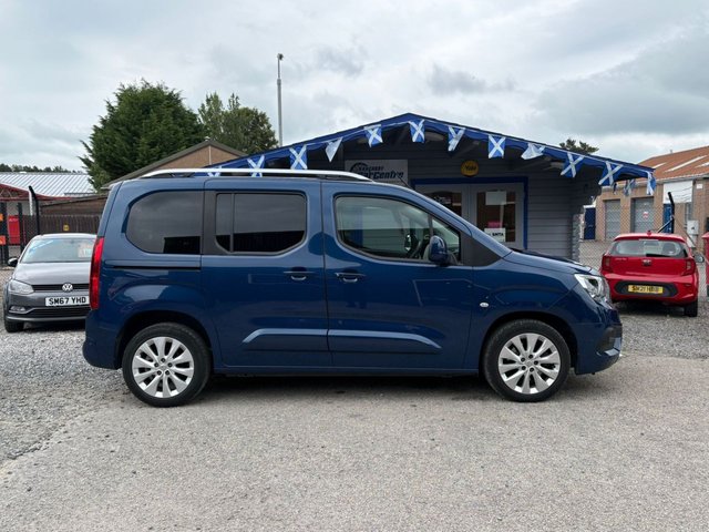 View our VAUXHALL COMBO LIFE