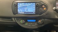 USED 2015 15 TOYOTA YARIS 1.5 VVT-h Icon Hatchback 5dr Petrol Hybrid E-CVT Euro 6 (101 ps) +++SAME DAY/NEXT DAY DELIVERY AVAILABLE+++