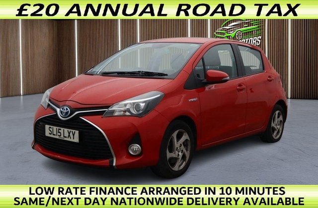 2015 TOYOTA YARIS
