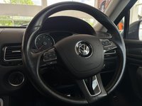 USED 2014 63 VOLKSWAGEN TOUAREG 3.0 TDI V6 BlueMotion Tech R-Line SUV 5dr Diesel Tiptronic 4WD Euro 5 (s/s) (245 ps) 1 Owner | 12 VW Services | Tow Bar