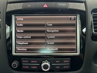 USED 2014 63 VOLKSWAGEN TOUAREG 3.0 TDI V6 BlueMotion Tech R-Line SUV 5dr Diesel Tiptronic 4WD Euro 5 (s/s) (245 ps) 1 Owner | 12 VW Services | Tow Bar