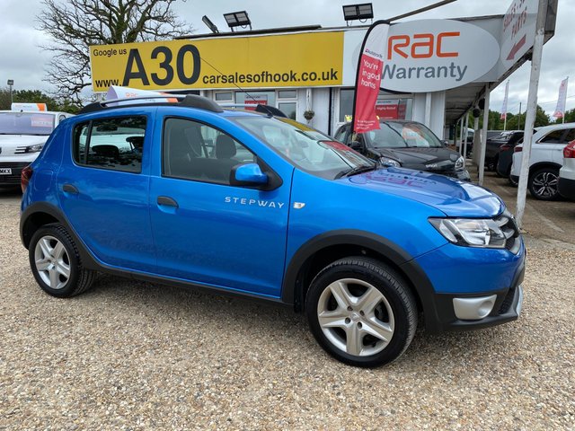 View our DACIA SANDERO STEPWAY