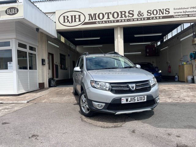 View our DACIA SANDERO STEPWAY