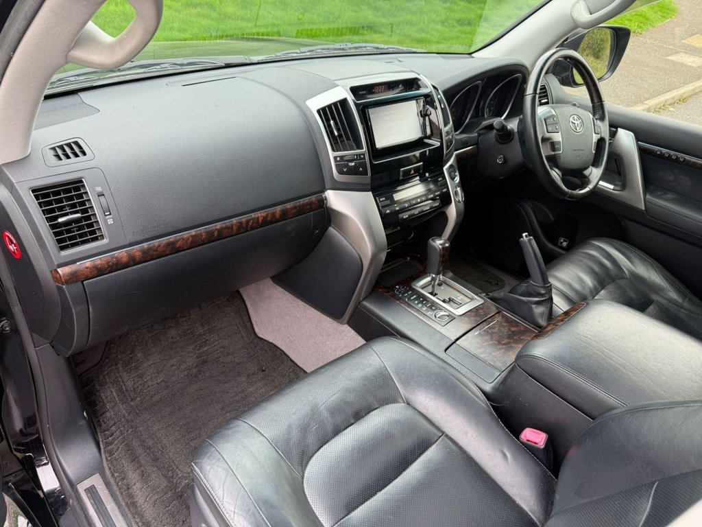 USED TOYOTA LAND CRUISER *AWARD WINNING DEALERSHIP*
