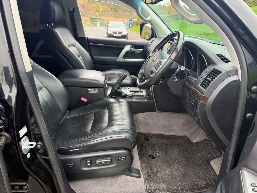 USED TOYOTA LAND CRUISER *AWARD WINNING DEALERSHIP*