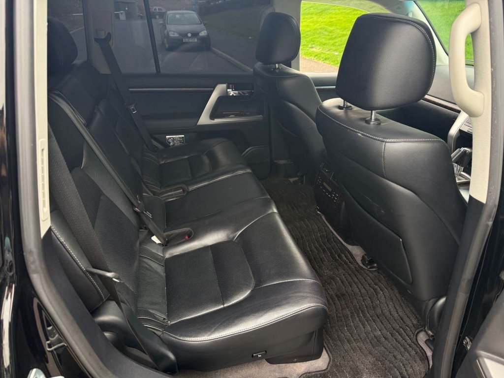 USED TOYOTA LAND CRUISER *AWARD WINNING DEALERSHIP*