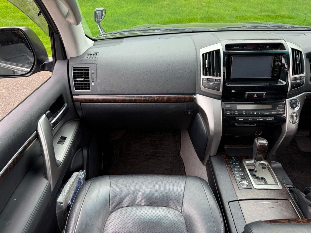 USED TOYOTA LAND CRUISER *AWARD WINNING DEALERSHIP*