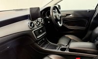 USED 2019 19 MERCEDES-BENZ 180 2.1 GLA220d Sport (Executive) SUV 5dr Diesel 7G-DCT 4MATIC Euro 6 (s/s) (170 ps) 