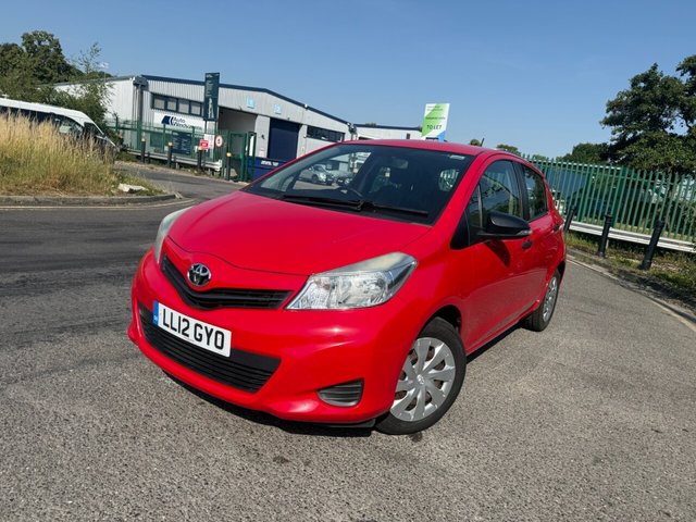 View our Toyota Yaris 1.0 VVT-i T2 Hatchback 5dr Petrol Manual Euro 5 (69 ps)