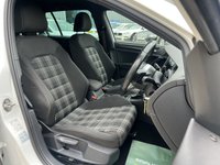 USED 2018 18 VOLKSWAGEN GOLF 2.0 TDI GTD Hatchback 5dr Diesel DSG Euro 6 (s/s) (184 ps) - APPLE CAR PLAY - SAT NAV - HEATED SEATS - P/SENSORS - BLUETOOTH - ADAPTIVE CRUISE - DAB RADIO