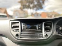 USED 2016 66 HYUNDAI TUCSON 1.7 CRDi Blue Drive SE SUV 5dr Diesel Manual Euro 6 (s/s) (116 ps) 