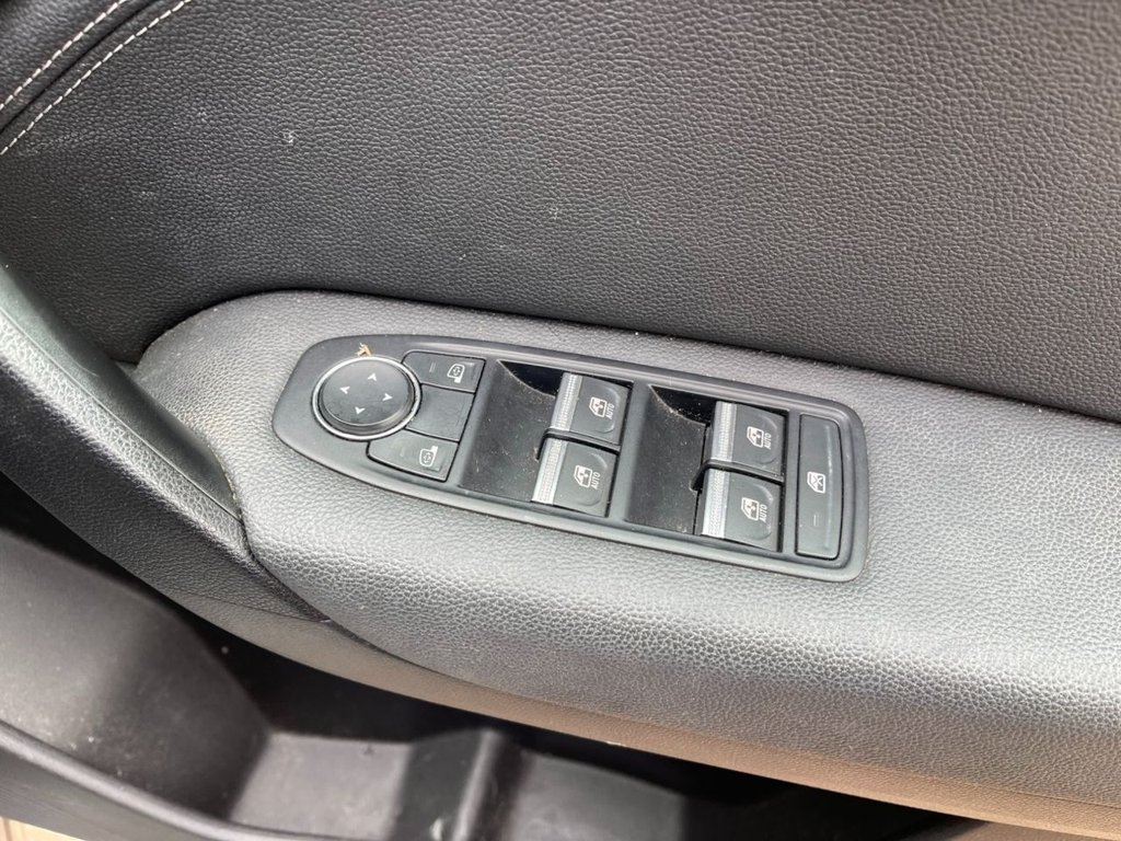 USED 2023 23 RENAULT CAPTUR 1.0 TCe Rive Gauche SE SUV 5dr Petrol Manual Euro 6 (s/s) (90 ps) 