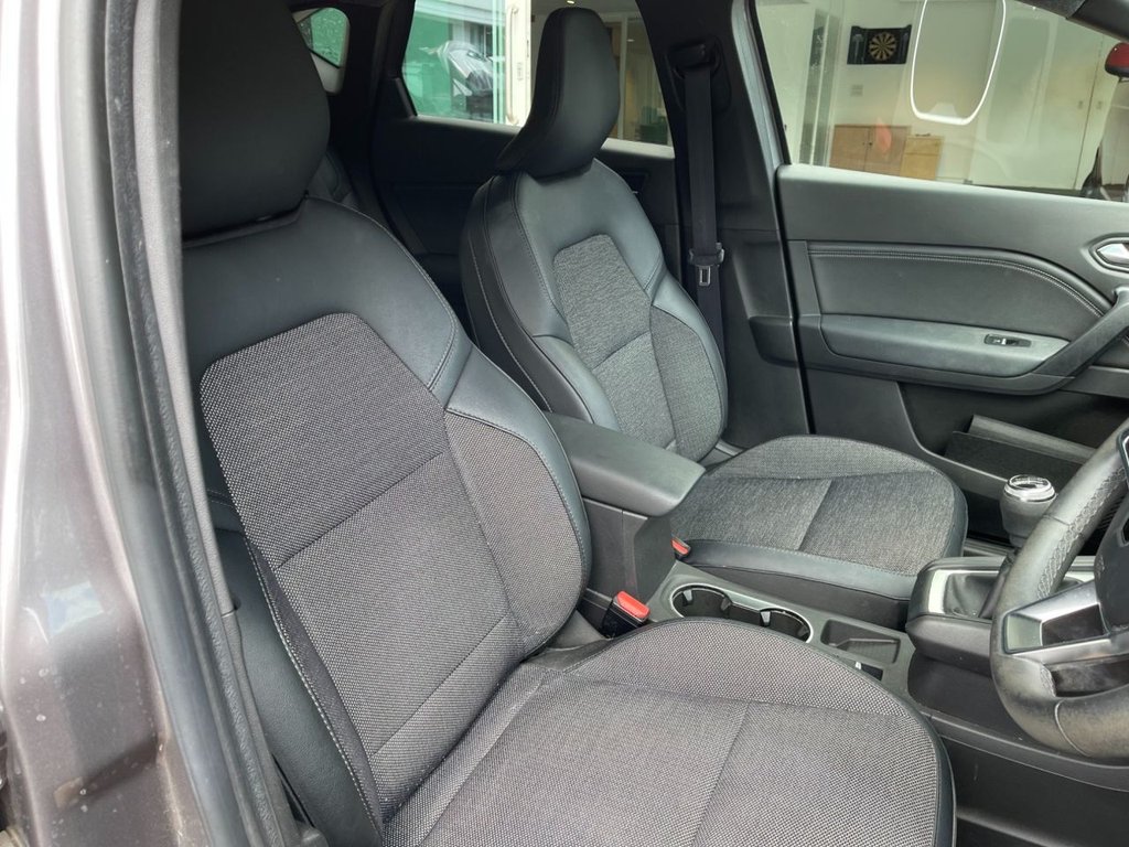 USED 2023 23 RENAULT CAPTUR 1.0 TCe Rive Gauche SE SUV 5dr Petrol Manual Euro 6 (s/s) (90 ps) 