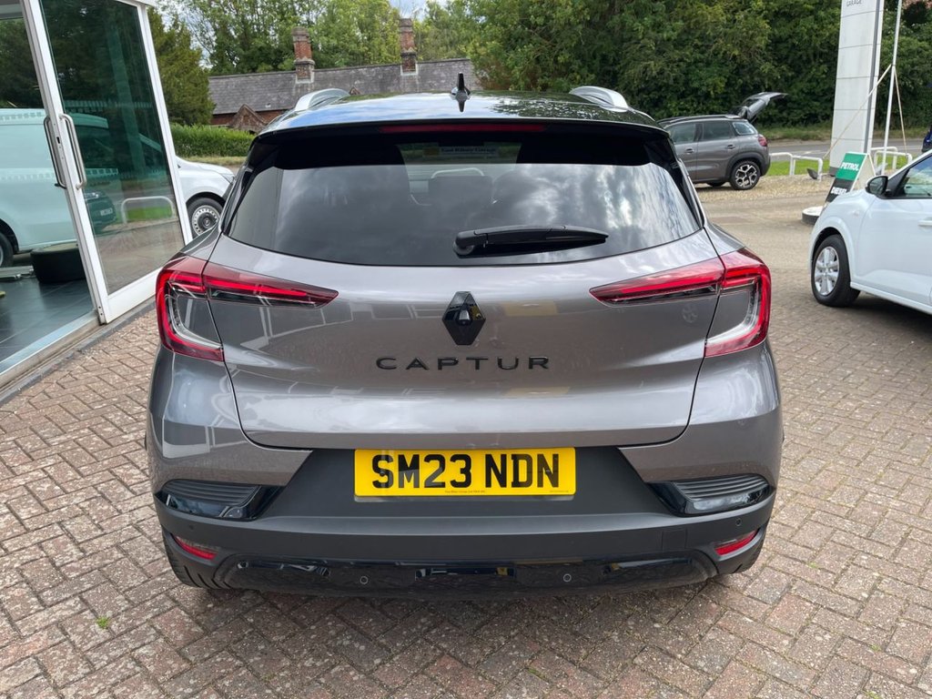 USED 2023 23 RENAULT CAPTUR 1.0 TCe Rive Gauche SE SUV 5dr Petrol Manual Euro 6 (s/s) (90 ps) 