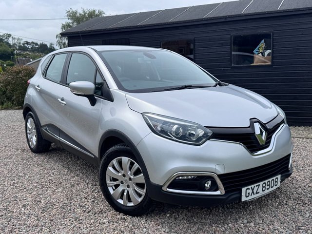 View our RENAULT CAPTUR