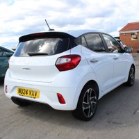USED 2024 24 HYUNDAI I10 1.2 Premium Hatchback 5dr Petrol Auto Euro 6 (s/s) (79 ps) 1 OWNER FULL DEALER HISTORY SATNAV