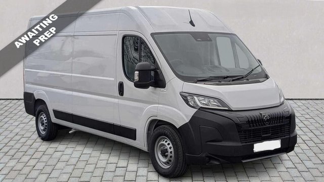 View our PEUGEOT BOXER