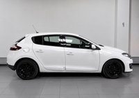 USED 2015 15 RENAULT MEGANE 1.5 dCi ENERGY Dynamique TomTom Hatchback 5dr Diesel Manual Euro 5 (s/s) (110 ps) 