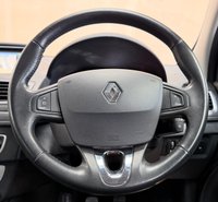 USED 2015 15 RENAULT MEGANE 1.5 dCi ENERGY Dynamique TomTom Hatchback 5dr Diesel Manual Euro 5 (s/s) (110 ps) 