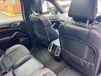USED 2016 66 PORSCHE CAYENNE 3.0 TD V6 Platinum Edition TiptronicS 4WD Euro 6 (s/s) 5dr 2 OWNERS+ PORSCHE HISTORY